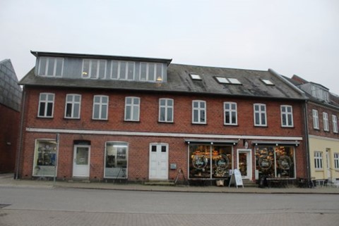 Facaden krakelerer