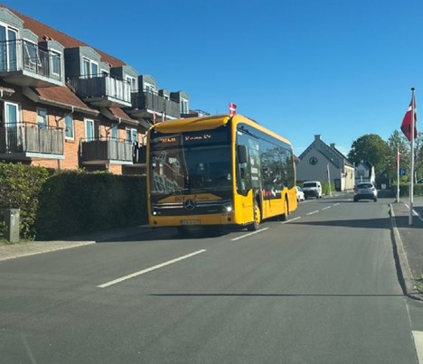 Pigerne i bussen
