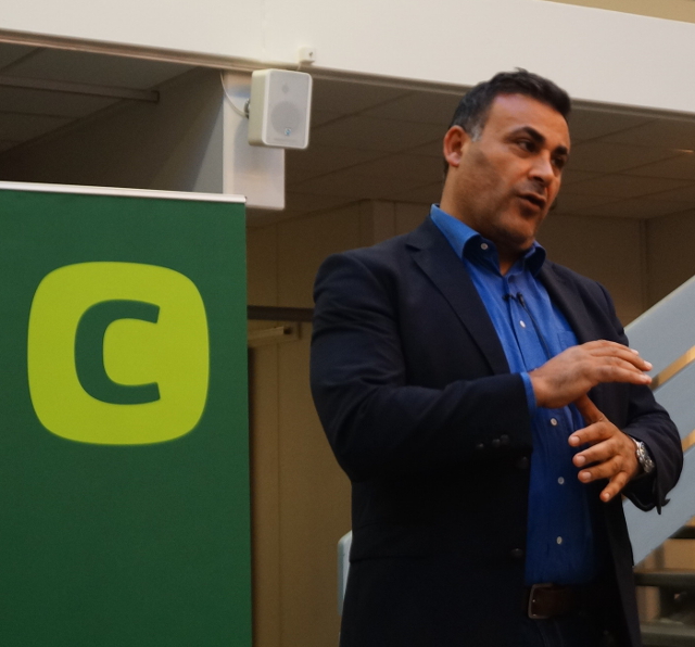Naser Khader talte om migrant- og flygtningesituationen i Europa. 