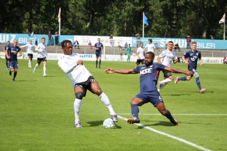 Billeder fra kampen mellem Nykbing FC - HB Kge